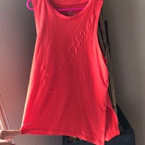 Slanted red nike  top KIDS